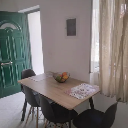 River Side House Potamion