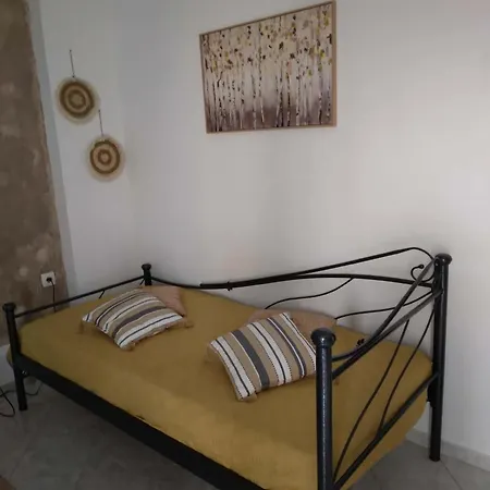 River Side House Apartman Potamion